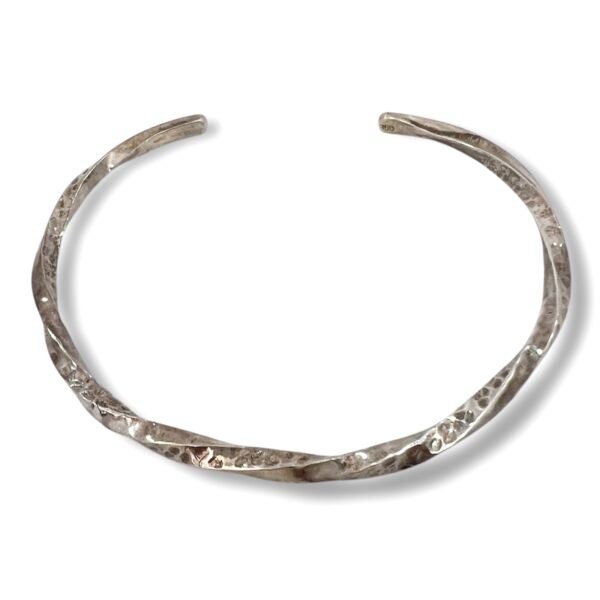 PULSERA RÍGIDA