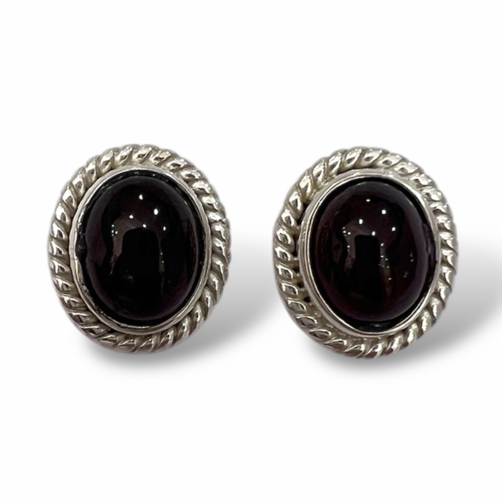 Aretes de Plata con Granate.