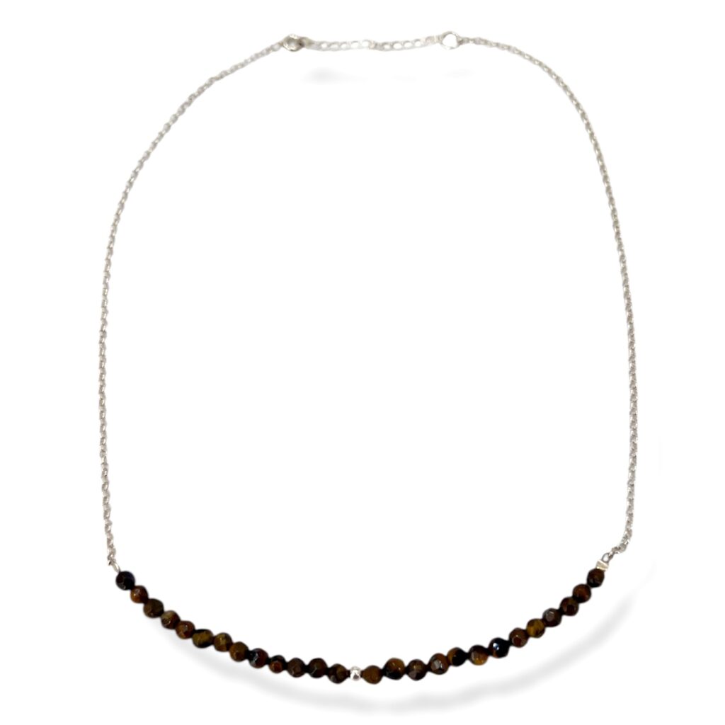 Collar de Plata con cuentas de Ojo de Tigre.