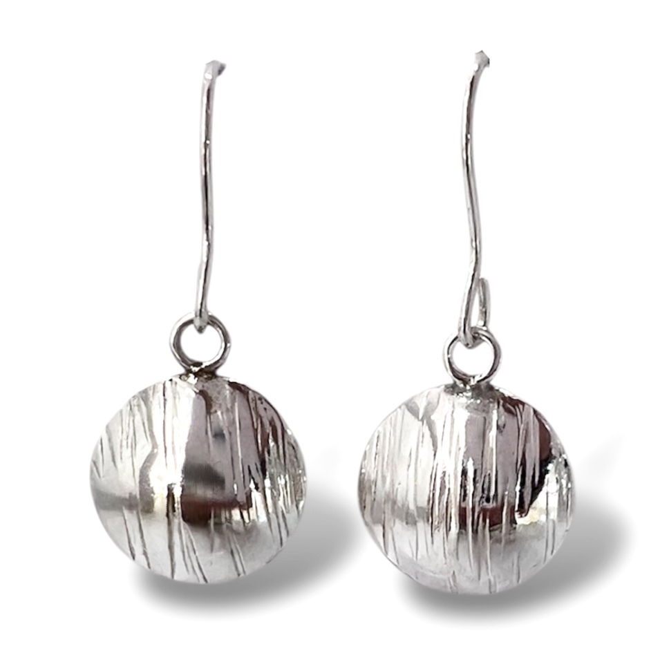 Aretes de Plata texturada.