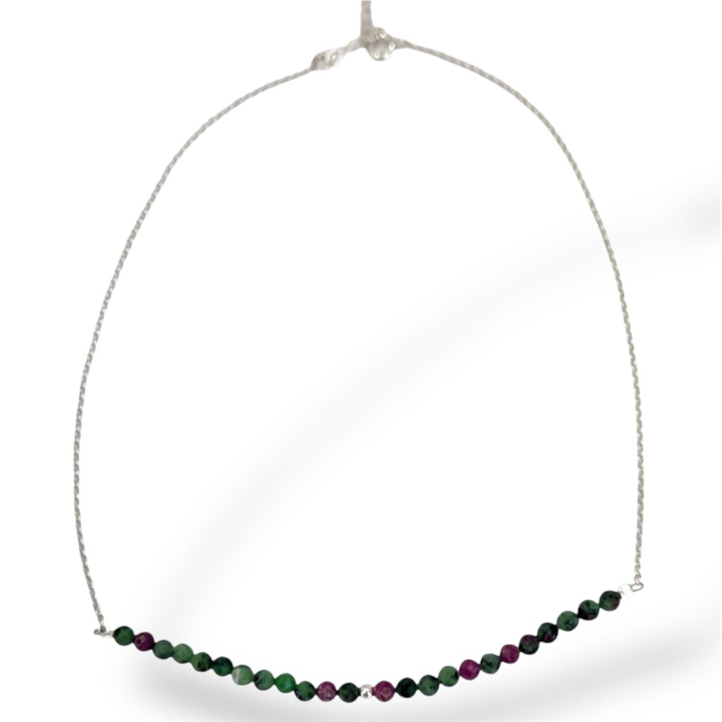 Collar de Plata y  cuentas de Zoisita.
