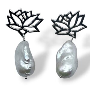 ARETES PERLAS BARROCAS GRANDES Y FLOR DE LOTO
