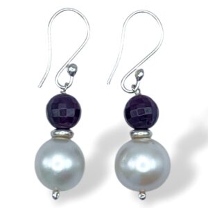 ARETES GRANATE Y PERLA CULTIVADA