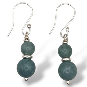 ARETES JADE