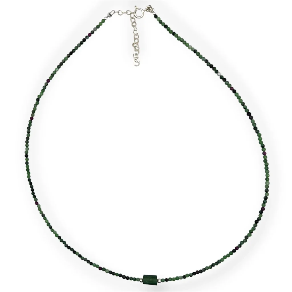Collar de Zoisita, Turmalina Verde y Plata.
