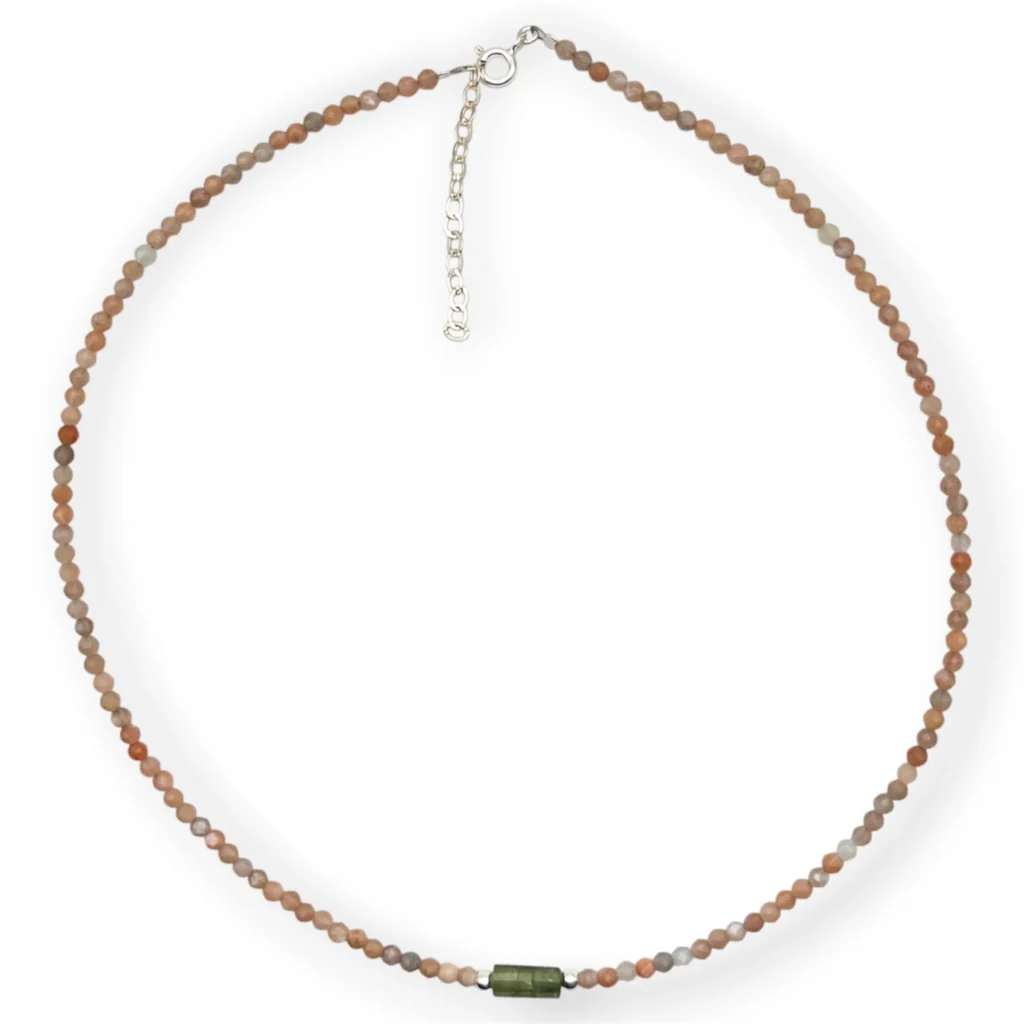 Collar de Rosa del Desierto, Turmalina Verde y Plata.