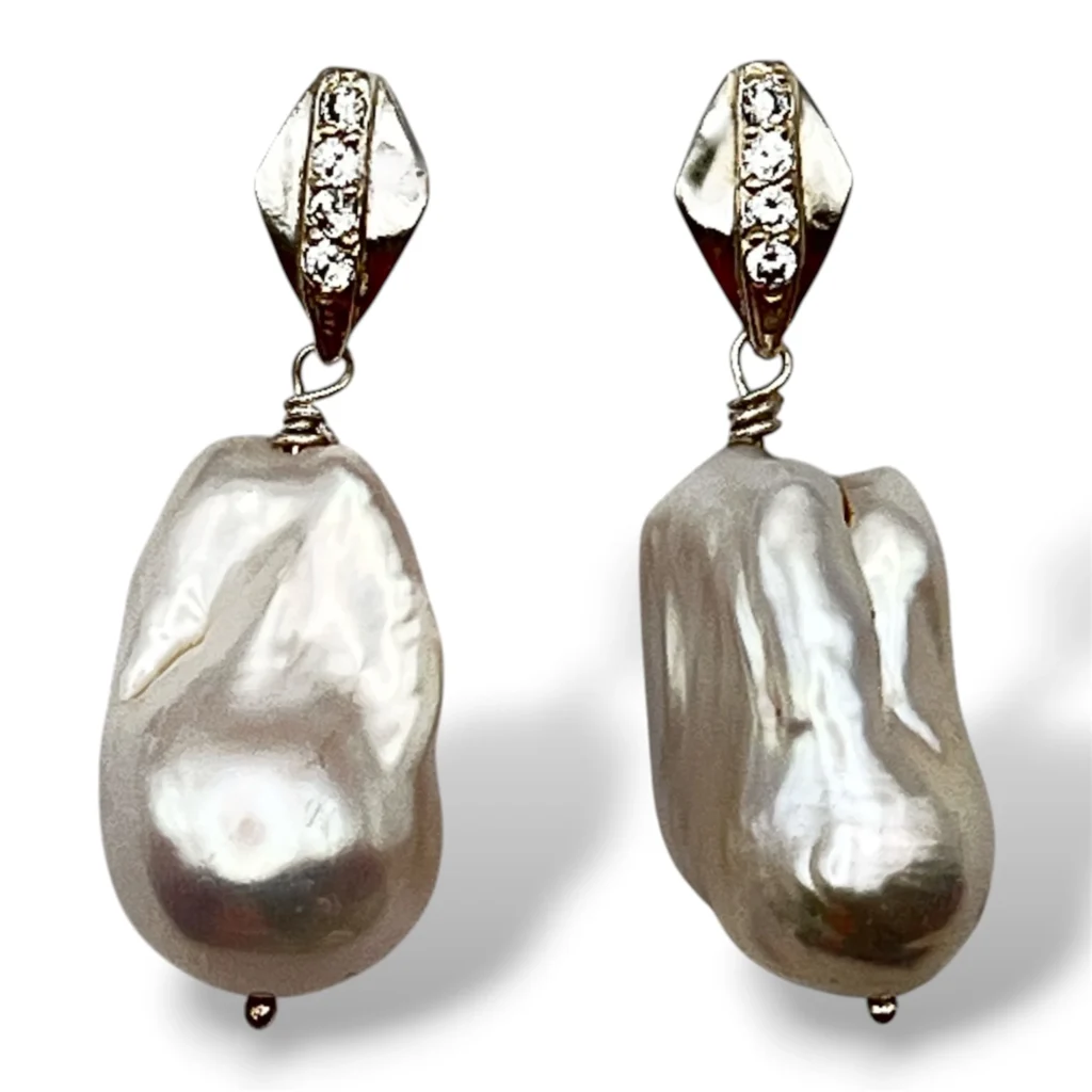 Aretes de Plata con Perla Barroca y Circones.