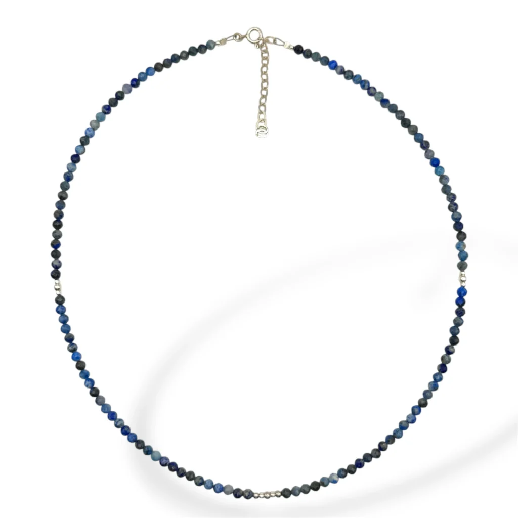 Collar de Lapislázuli facetado y Plata.