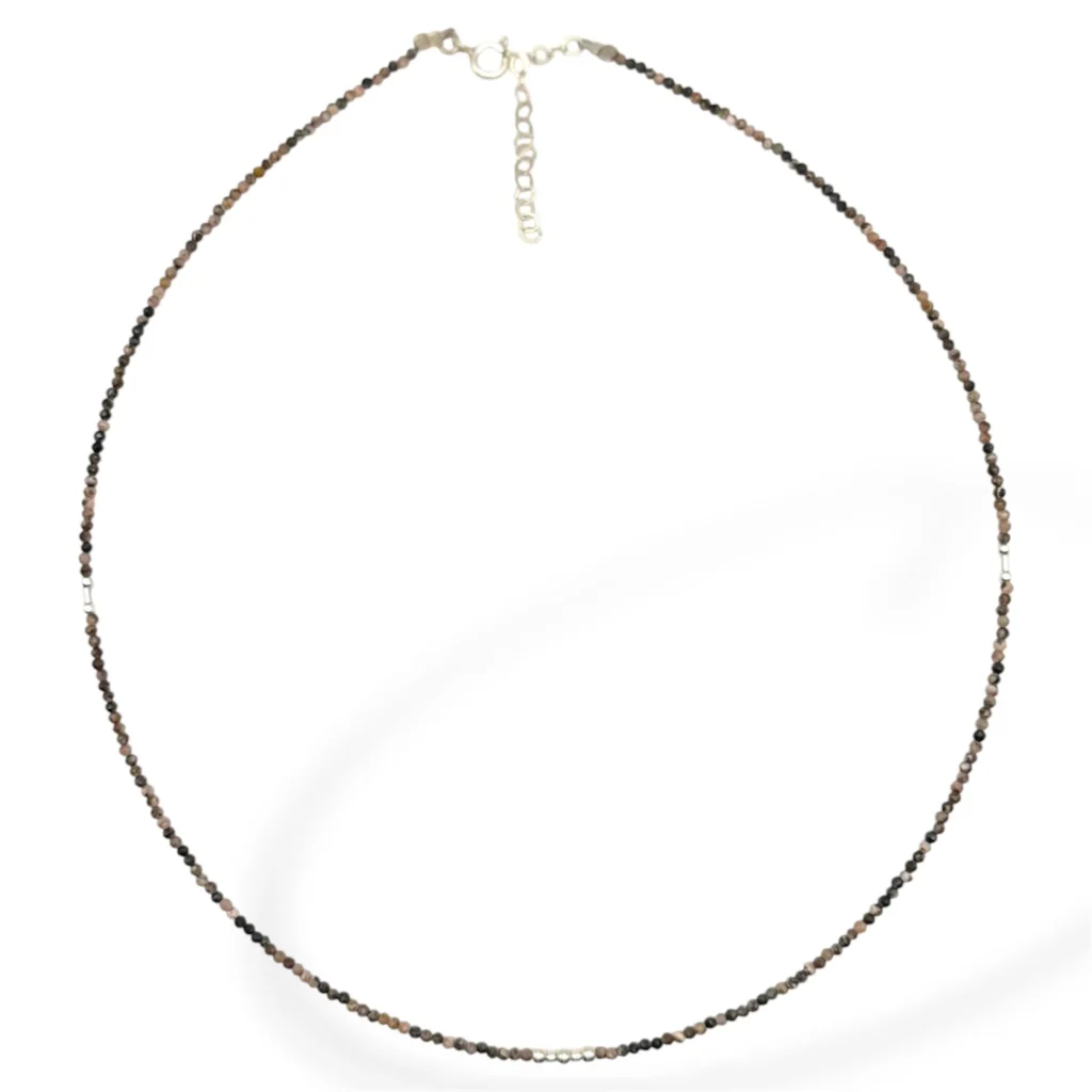Collar de Ágata Musgo facetada y Plata.