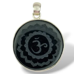 DIJE OBSIDIANA NEGRA CON OM