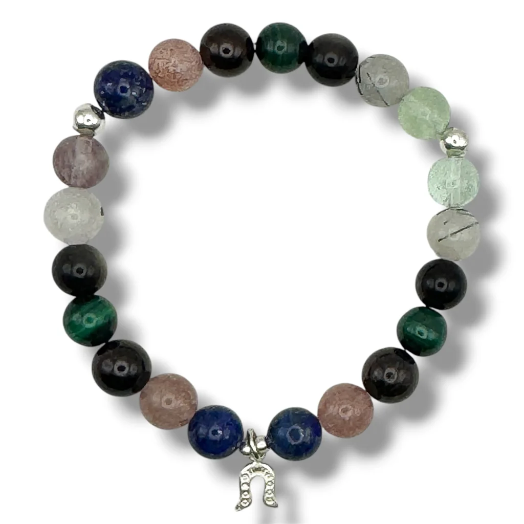 Pulsera de Piedras Naturales con dije de Herradura de Plata.
